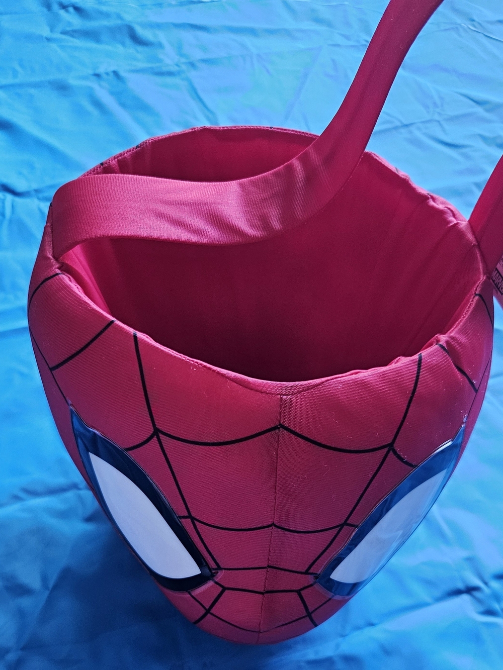 Marvel Spider-Man Halloween Treat Basket - Picture 5 of 9